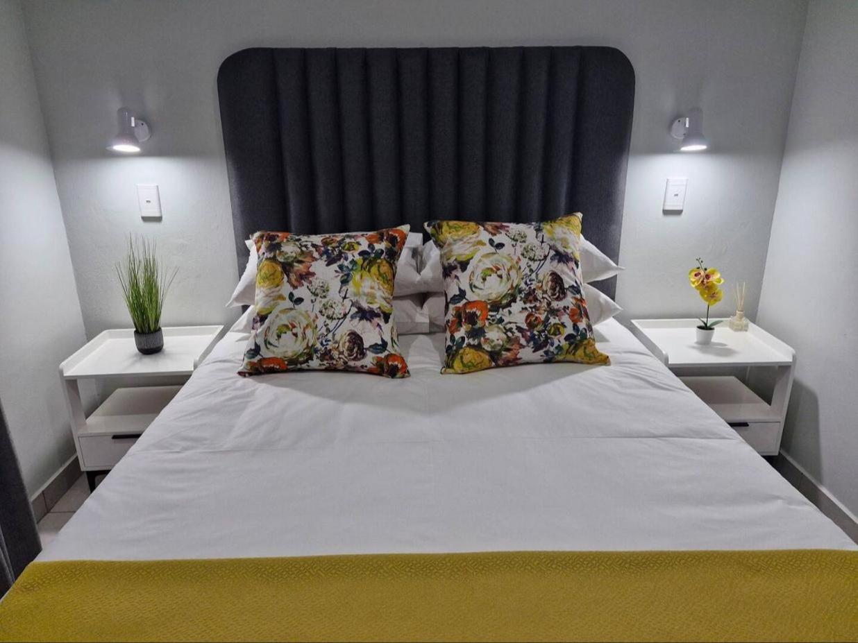 Blooming Rose Bed And Breakfast Polokwane Bilik gambar
